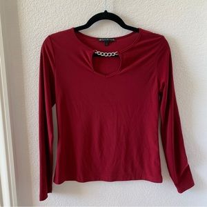 Vintage red longsleeve with silver chain necklace keyhole detailing